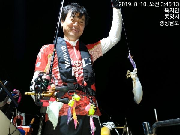 7083f91e5b654991a6bfaa80fda42870_mini.jp