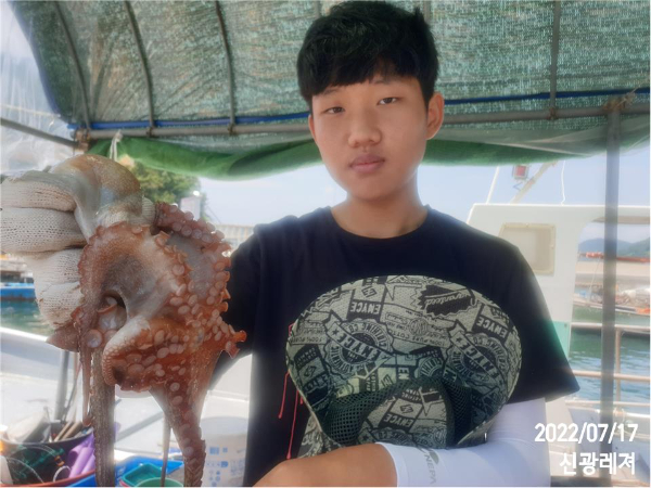 슬라이드0004.jpg