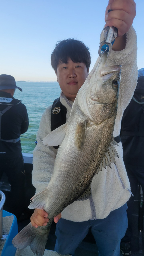 예지퀸호 농어외수질&어초낚시 경기인천권_사진_20240531_17.jpg
