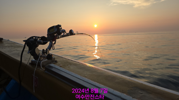 1eb72b792b90304a83288a2579fc02c8.jpg