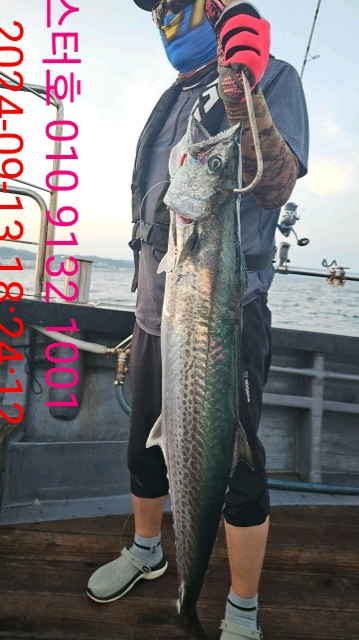 77f6ff81edf5a90bce7f759d80ba4fc6.jpg
