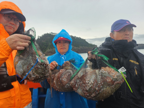 군산 선상낚시, 바다낚시 출조 전문 ☆서군산낚시☆_사진_20241022_9.jpg