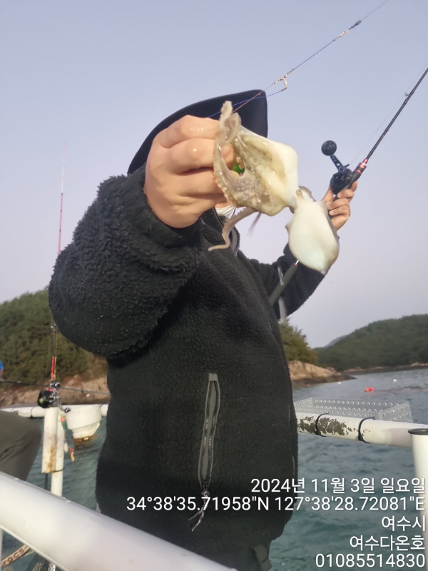 94f600aff11c5a1a2a0b4078a128b398.jpeg