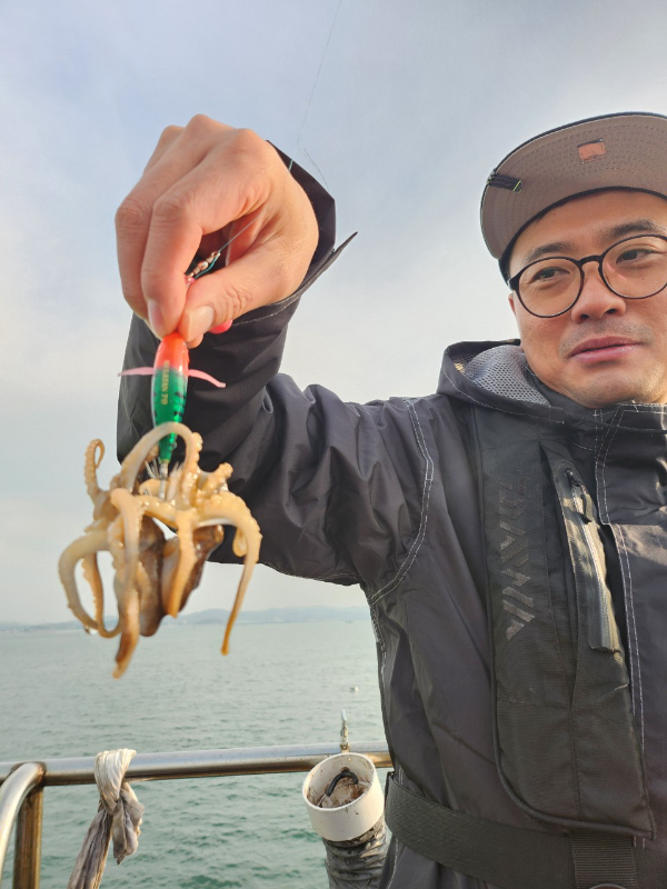 ■서산마린케이호☆광어 우럭 주꾸미 갑오징어 백조기 문어 감성돔 선상낚시_사진_20241201_25.jpg