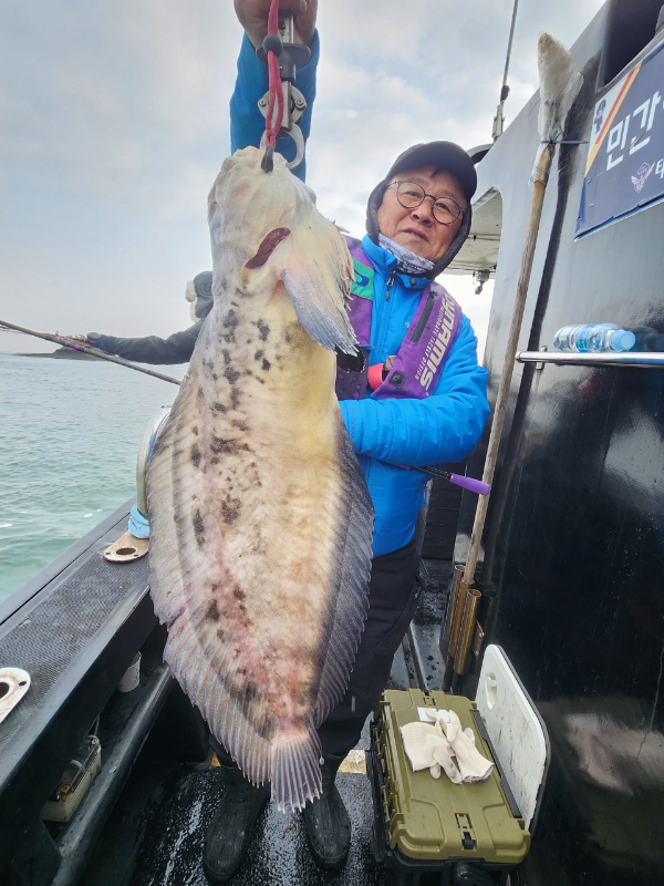 ■서산마린케이호☆광어 우럭 주꾸미 갑오징어 백조기 문어 감성돔 선상낚시_사진_20241207_1.jpg
