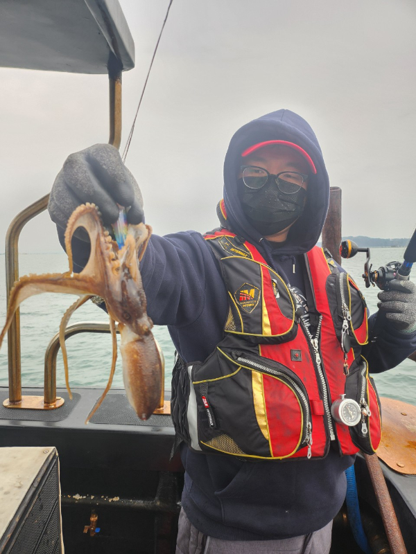 ■서산마린케이호☆광어 우럭 주꾸미 갑오징어 백조기 문어 감성돔 선상낚시_사진_20241201_22.jpg