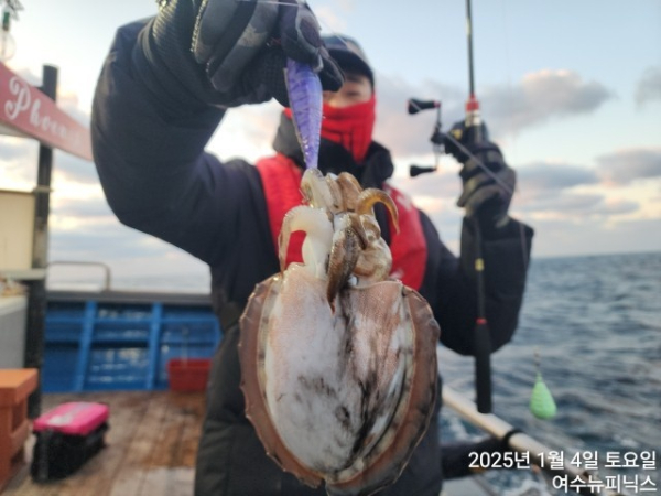 1월4일심해갑탐사 (3).jpg
