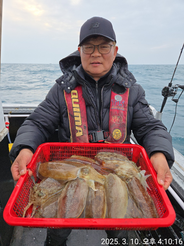 제주선상낚시피닉스호_사진_20250310_6.jpg