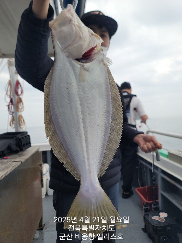 KakaoTalk_20250422_104437359_06.jpg