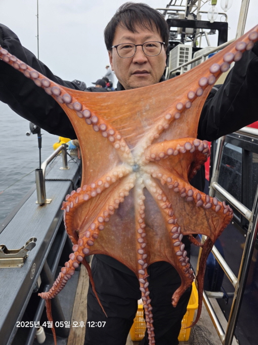 [크기변환]공현진낚시마트(돌핀호)_사진_20250405_5.jpg