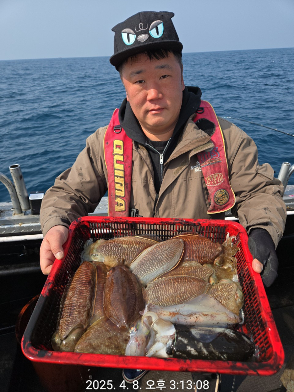 제주선상낚시피닉스호_사진_20250408_5.jpg