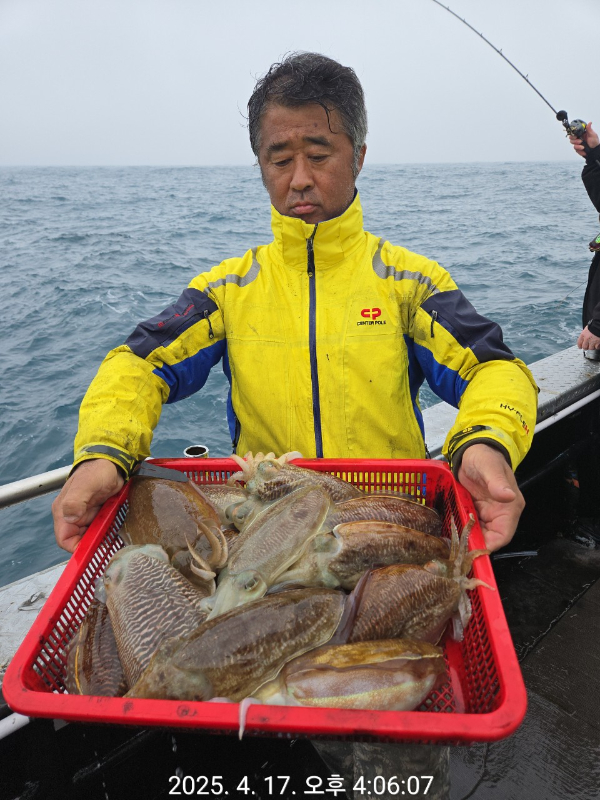 제주선상낚시피닉스호_사진_20250417_8.jpg
