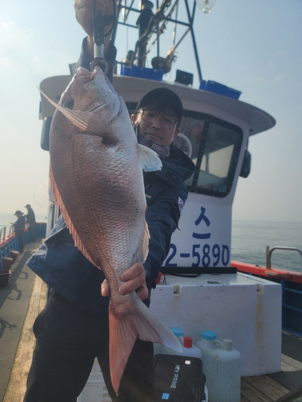 군산 선상낚시, 바다낚시 출조 전문 ☆서군산낚시☆_사진_20250529_7.jpg