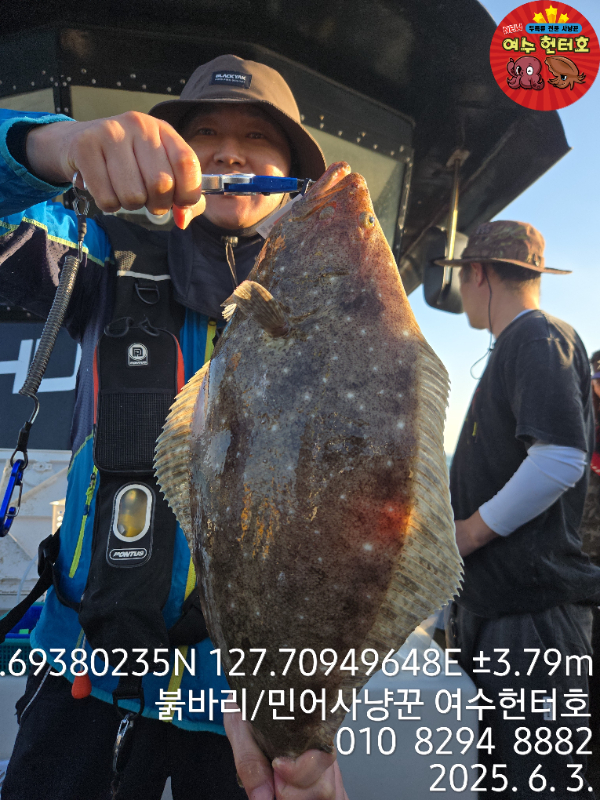 12ed25aa94d09f5ec557a6e0f27ed562.jpg