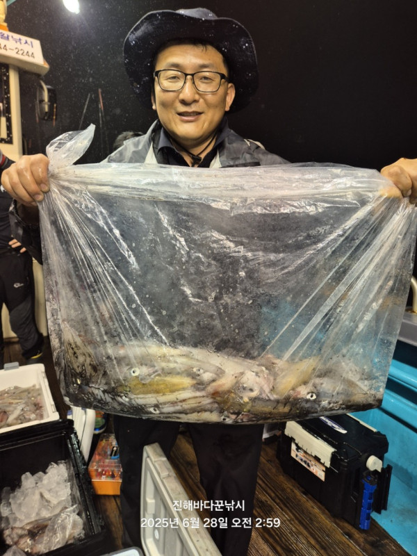 바다꾼낚시(신아라호)_사진_20250628_6.jpg