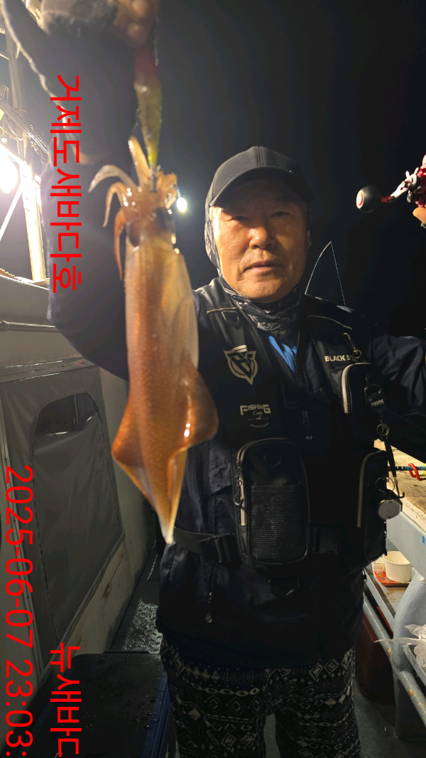 ec565d66d3a94454fbe37916f7d50175.jpg
