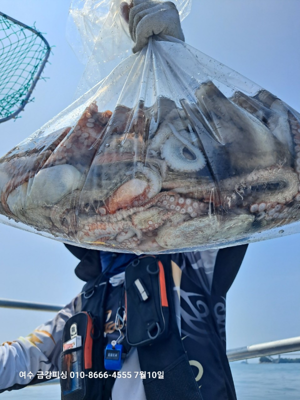 여수금강피싱_사진_20250710_4.jpg