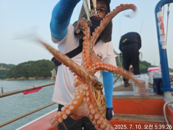 76aa4135c4e56f019a77af829b1d1d55.jpg