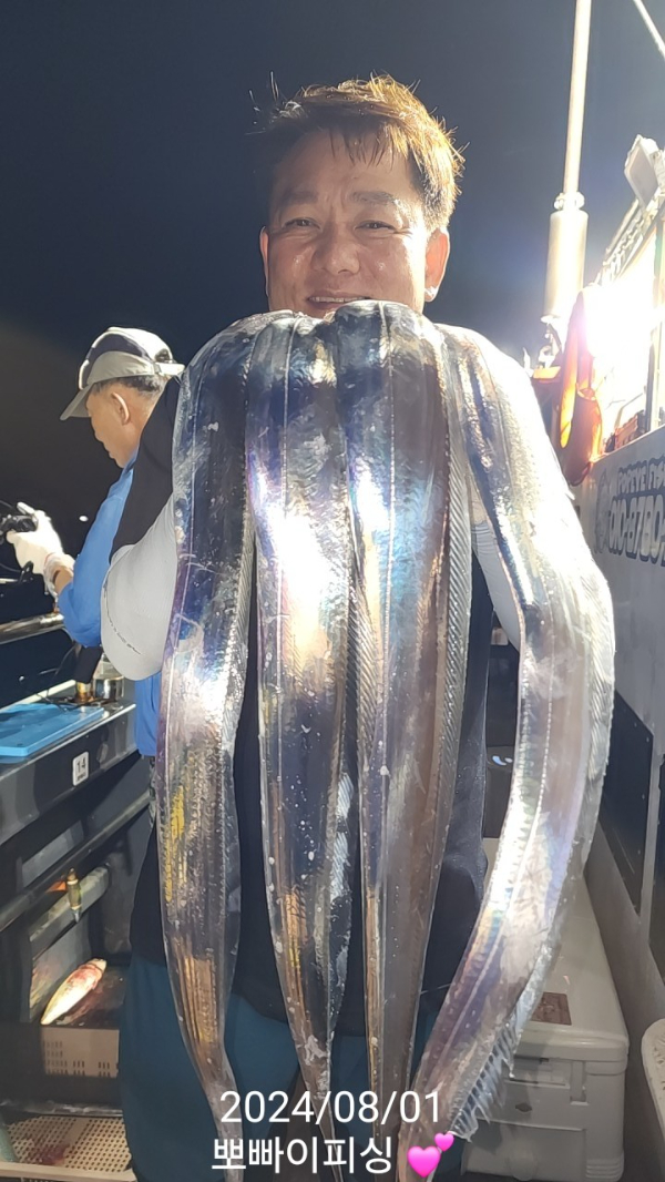 BandPhoto_2025_07_25_18_53_18_5.jpg