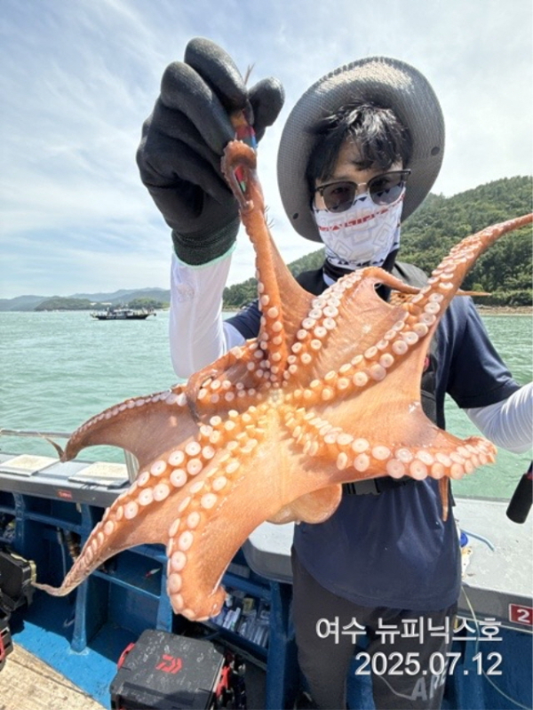 큰7월12일문어 (3).jpg