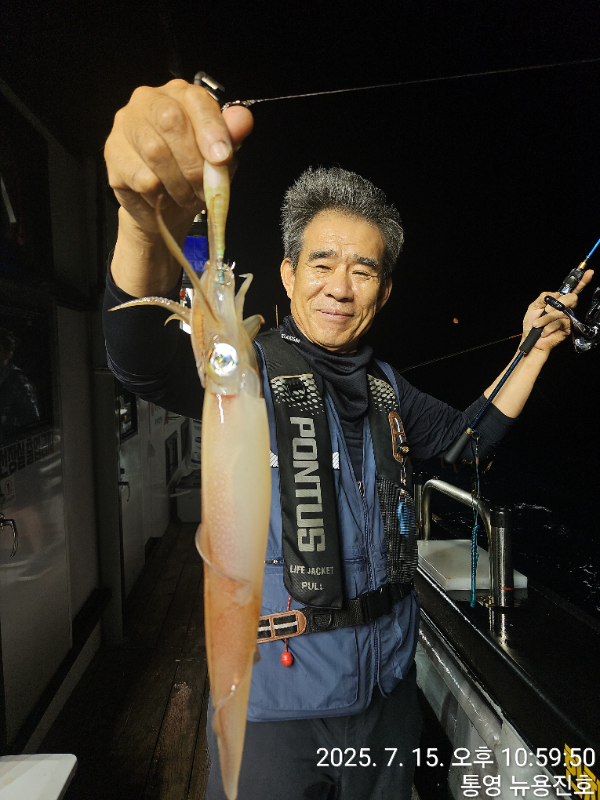 bd9fa29b0fb6962542b581f89555f26a.jpg