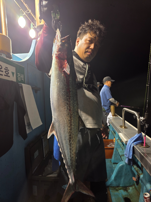 KakaoTalk_20250824_042954275_04.jpg