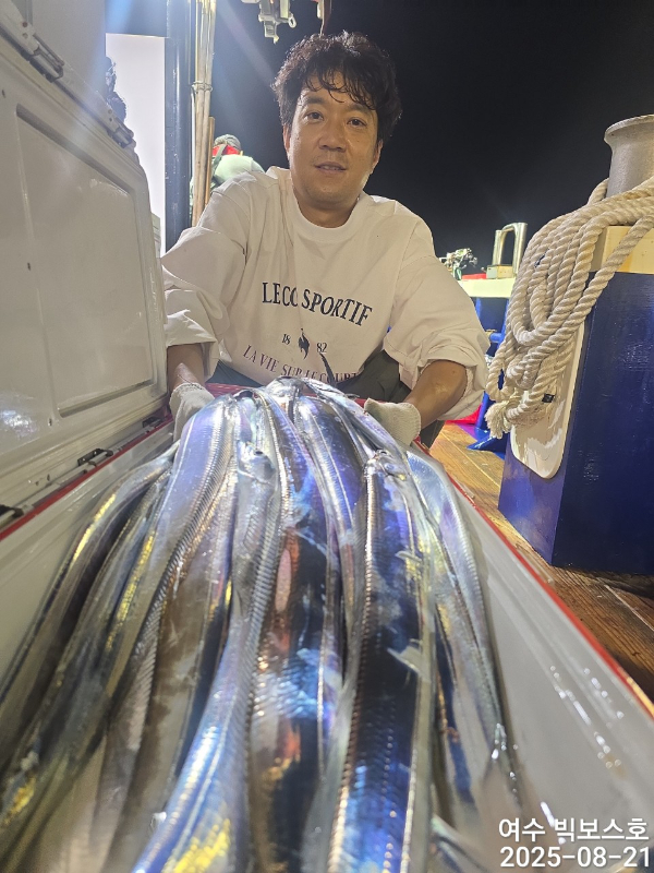 ♡ 여수 빅보스 ♡문어,갑오징어,쭈꾸미,타이라바(참돔)_사진_20250821_12.jpg