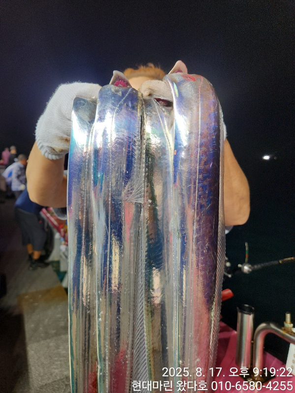 BandPhoto_2025_08_18_07_55_09_5.jpg