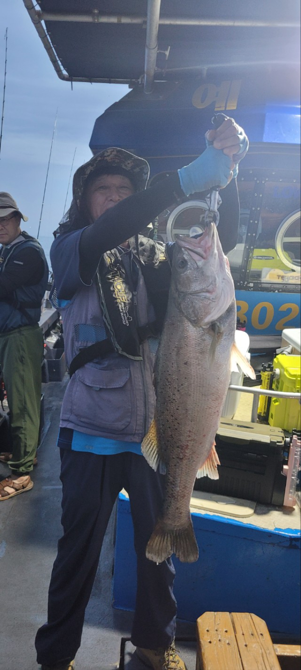 예지퀸호 농어외수질&어초낚시 경기인천권_사진_20250811_3.jpg