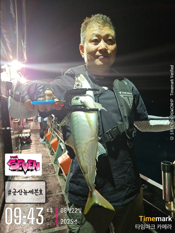 2_dibUd018svc89sik7dwu07w_82sd02.jpg