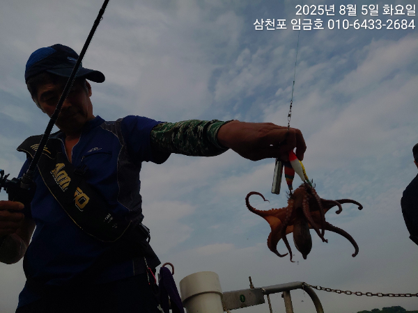 6a07bd0128a389a1f918c25a2d0c4180.jpg