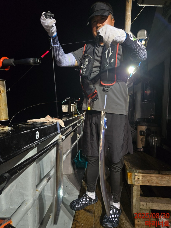 BandPhoto_2025_08_30_07_37_33_18.jpg