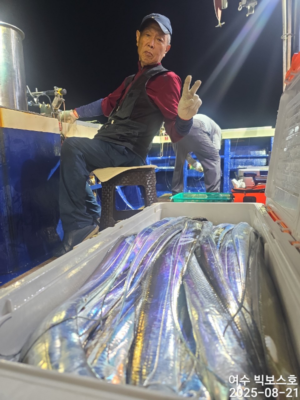 ♡ 여수 빅보스 ♡문어,갑오징어,쭈꾸미,타이라바(참돔)_사진_20250821_19.jpg