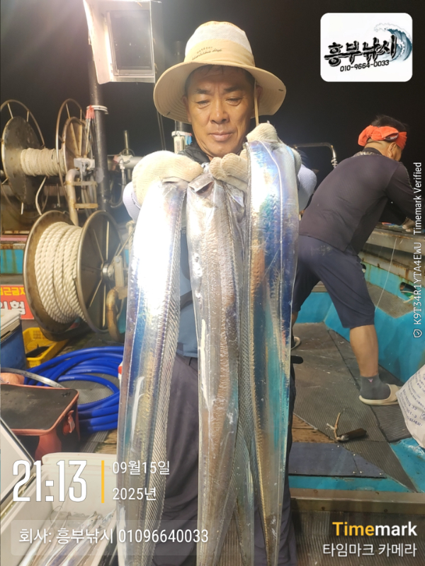 02ac8ced42cc4774fdeb3313b1e105fe.jpg