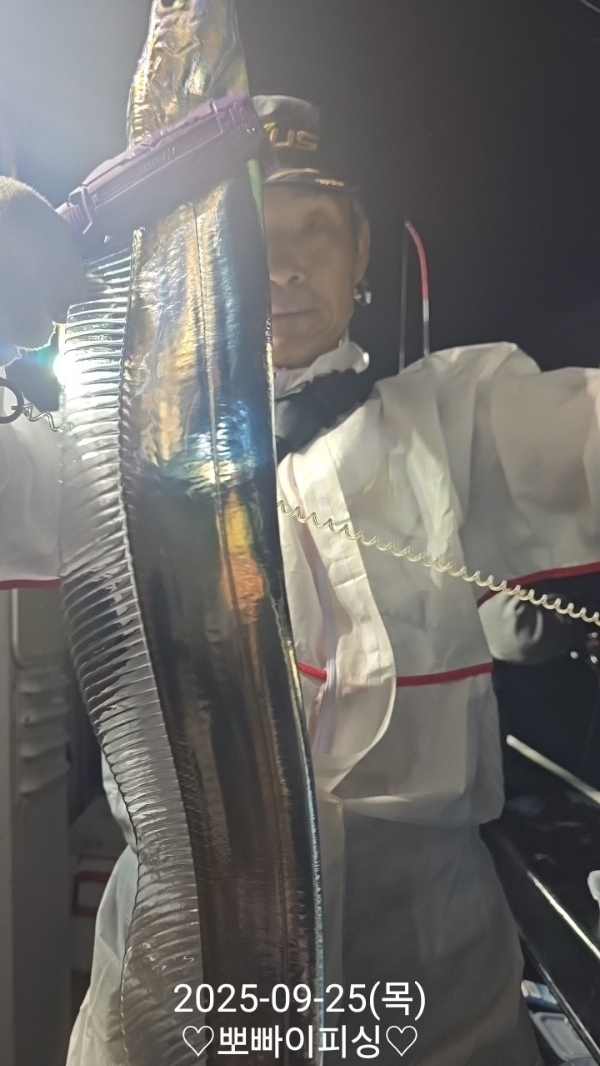 BandPhoto_2025_09_26_10_50_26_12.jpg