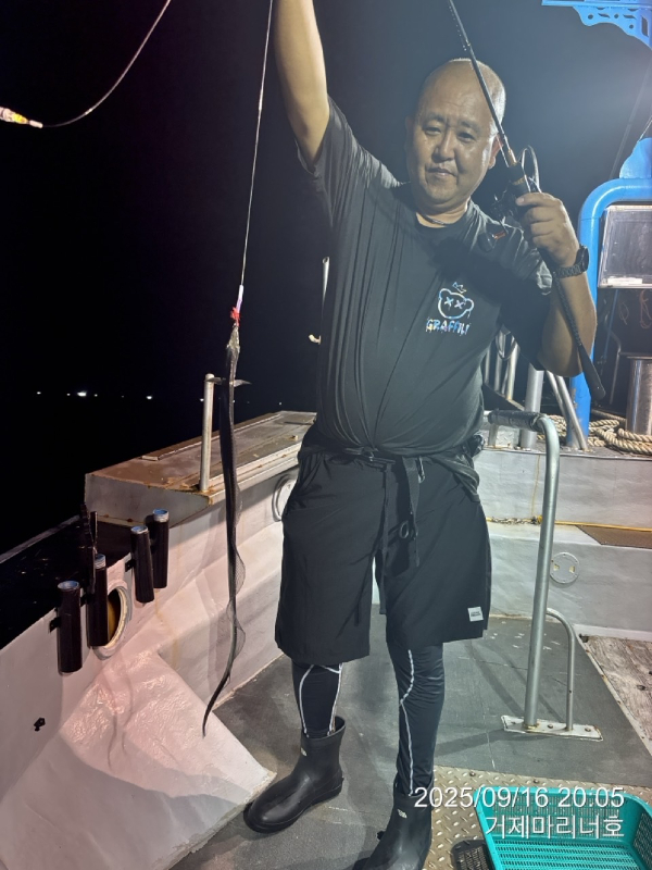 BandPhoto_2025_09_17_14_30_33_9.jpg