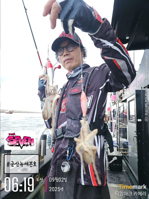 g_04bUd018svc495cqvjrasl8_82sd02.jpg