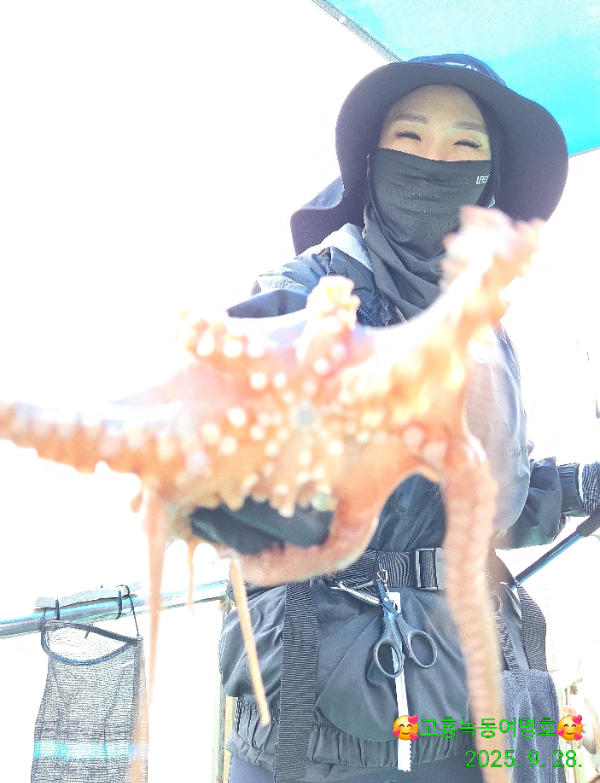 5f25bdf6e7fa2a0356d350d41cef6eb6.jpg