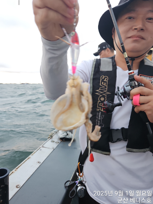 KakaoTalk_20250901_161936323_09.jpg