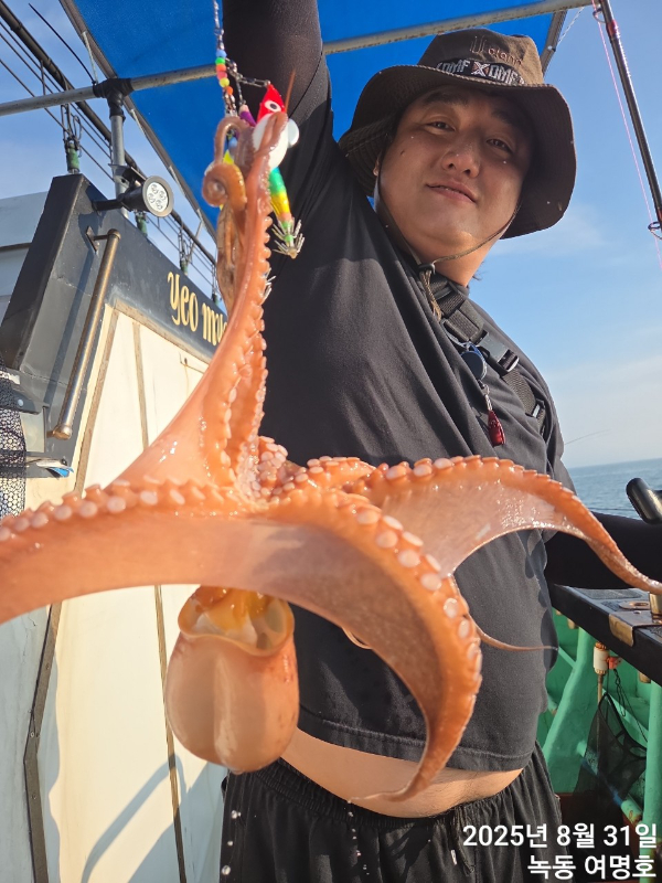 쎄븐피싱클럽(선상 버스출조전문)_사진_20250831_13.jpg