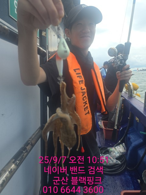 b2a9fb701d959510d110c32c90d16af5.jpg