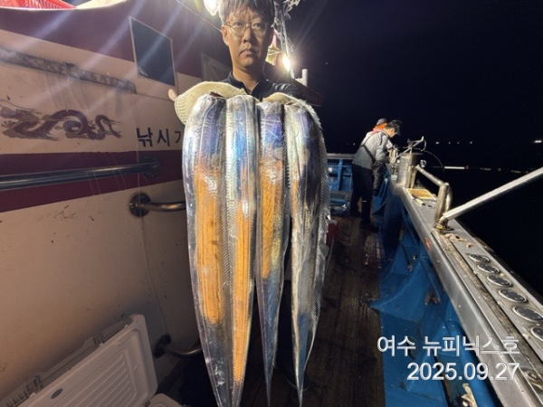 9월27일갈치 (36).jpg