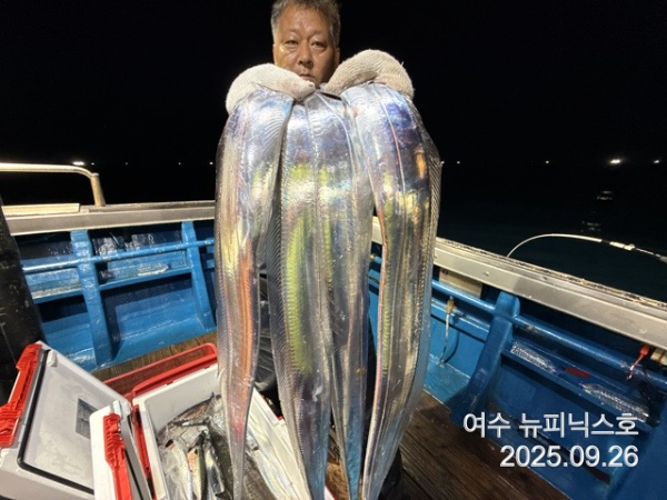 9월26일갈치 (18).jpg
