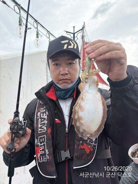군산 선상낚시, 바다낚시 출조 전문 ☆서군산낚시☆_사진_20251026_7.jpg