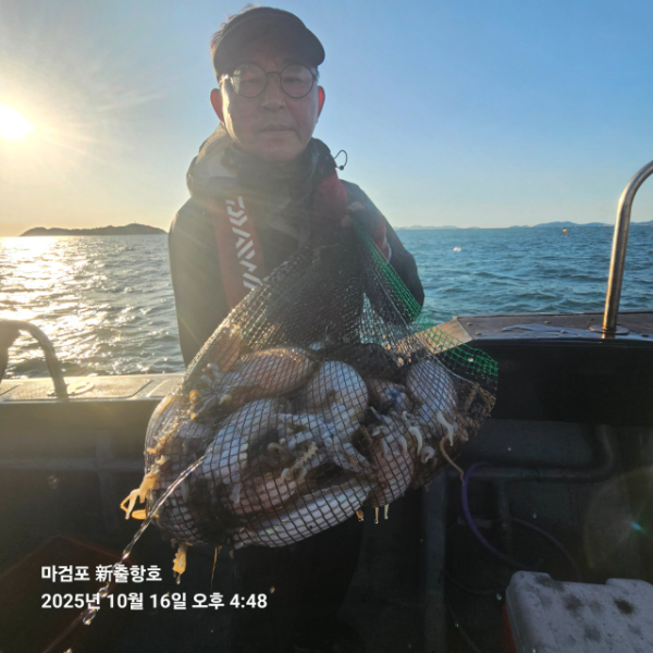 ꫛꫀꪝ✧‧˚ 태안 마검포 新출항호 .• _˚☀₊_사진_20251016_3.jpg