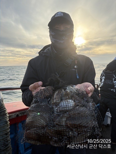 군산 선상낚시, 바다낚시 출조 전문 ☆서군산낚시☆_사진_20251025_14.jpg