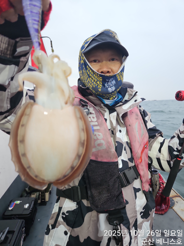 KakaoTalk_20251026_212206308_05 (1).jpg