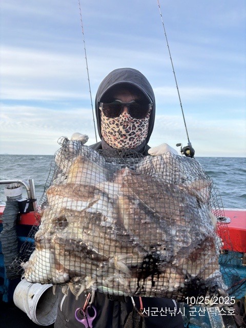군산 선상낚시, 바다낚시 출조 전문 ☆서군산낚시☆_사진_20251025_12.jpg