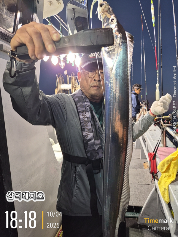 2025-10-04 18.18.42_.jpg