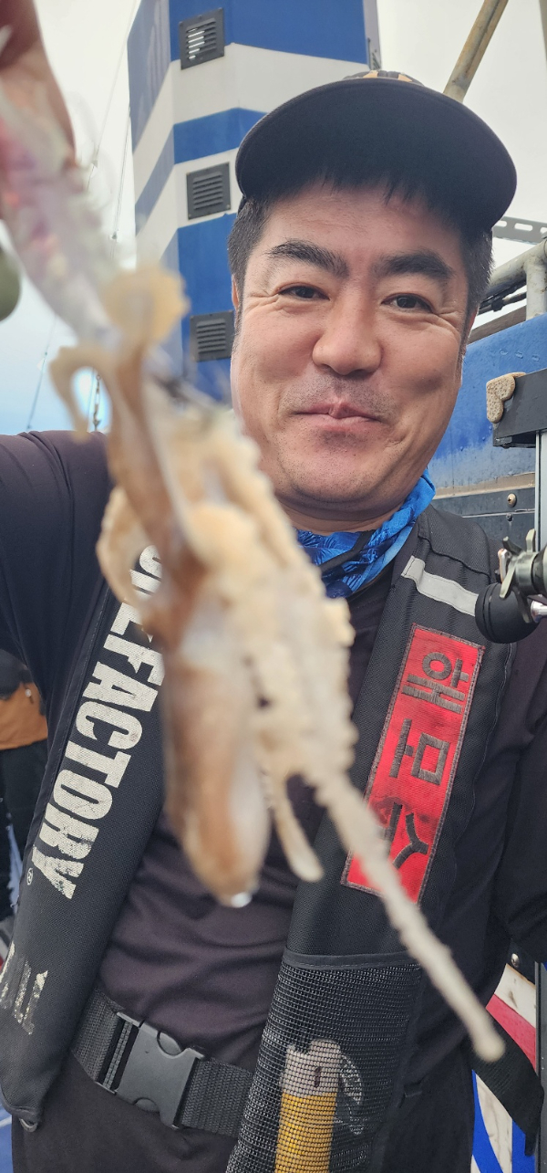 KakaoTalk_20251004_072115141_05.jpg